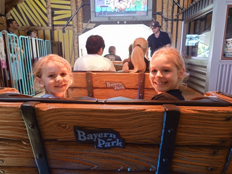 28680af1-ca03-43a6-a87e-e3d869dab922