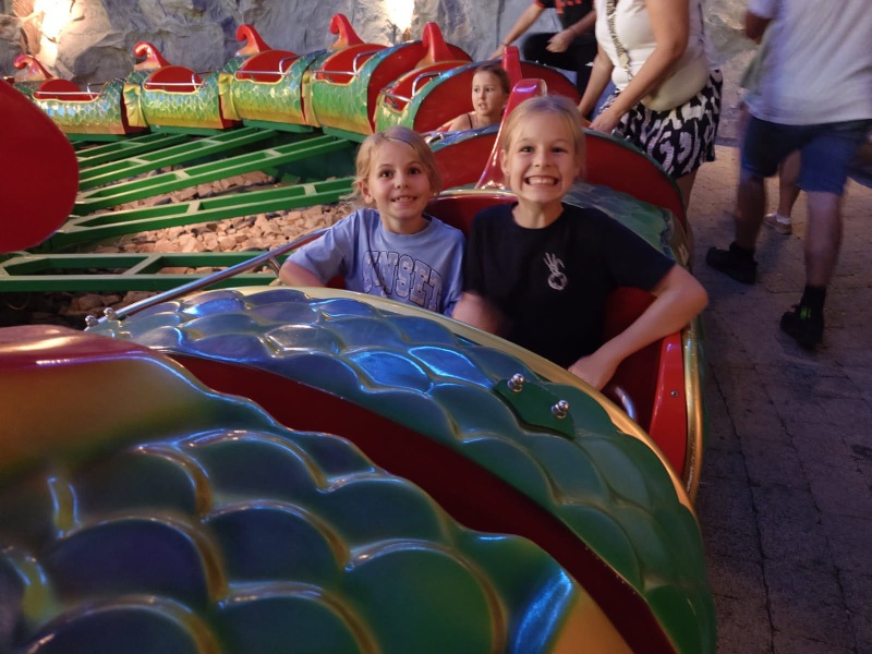 4d18521d-9801-4d0e-910a-4d9df05d2730