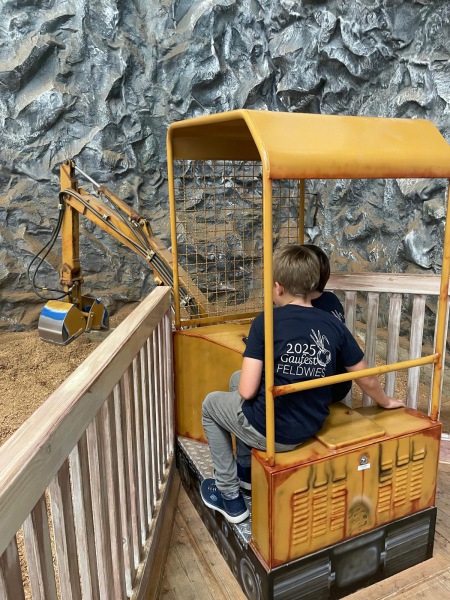 f1d6208a-eaae-412a-8f44-3e48dba1c81f