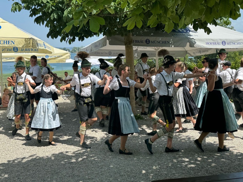 cb87f2b2-f547-4a09-a14c-1498ce4e4a0a