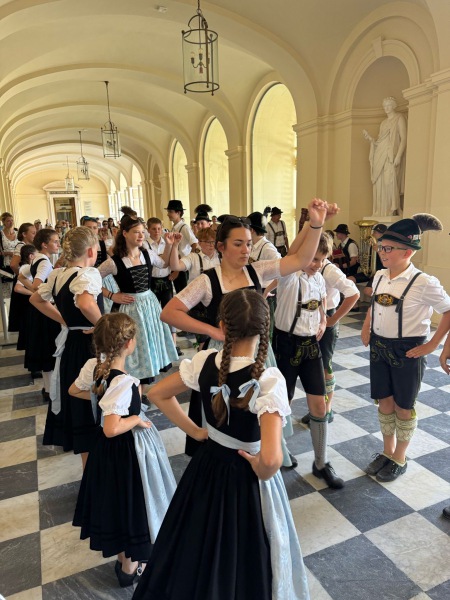 edb2e6c7-c6f1-4225-8bcb-16f46b2ab1ec